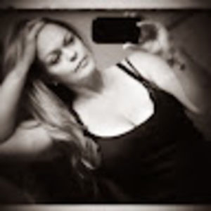 Meet your Posher, Uria